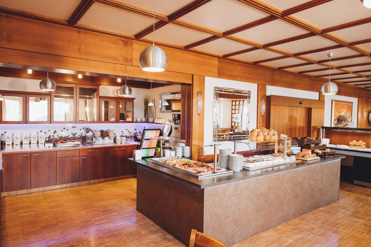 Hotel Attersee Seewalchen Ngoại thất bức ảnh